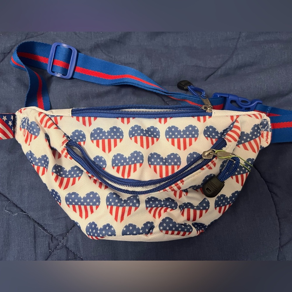 Patriotic Heart Print Fanny Pack